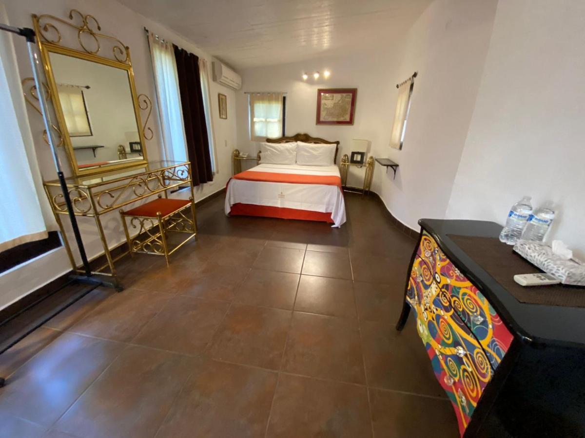 Hotel La Joyita Cuernavaca (Adults Only) Zewnętrze zdjęcie