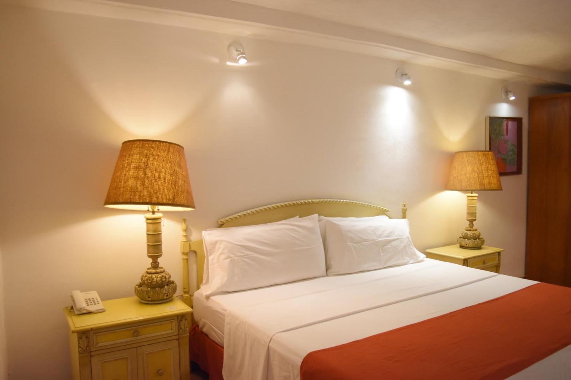 Hotel La Joyita Cuernavaca (Adults Only) Pokój zdjęcie